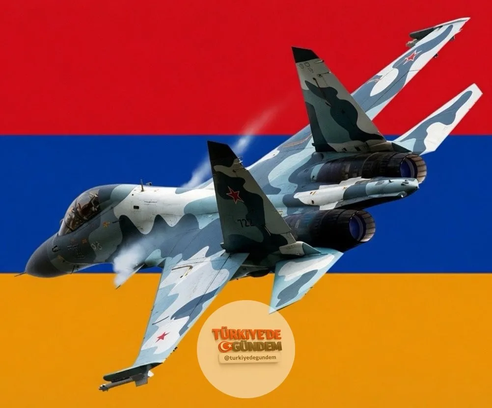 SON DAKİKA: Rus yapımı Ermeni Su-30SM savaş uçakları, İran üretimi Yasin hassas güdümlü süzülen bombalarla Erivan'daki geçit töreninde görüntülendi.