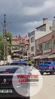 Konya'daki jandarma ekipleri, Şehit Uzman Çavuş Ali Cevizci'nin oğlunu doğum gününde unutmadı.