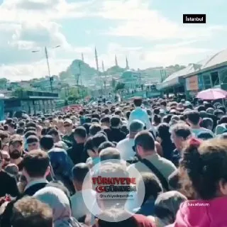 SON DAKİKA | İstanbul'da yaya trafiği durma noktasına geldi