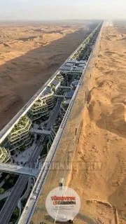 Suudi Arabistan'ın 1 trilyon dolarlık fütüristik megakent projesi The Line'da planlar değişti. Başlangıçta 170 kilometre uzunluğunda devasa bir şehir olarak duyurulan proje, artan maliyetler ve lojistik zorluklar nedeniyle tamamen rafa kaldırılmasa d