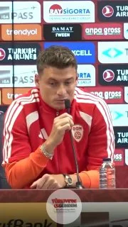 Kuzey Makedonyalı futbolcu Ezgjan Alioski: "Türkiye'yi çok uzun zamandır takip ediyorum. Burada oynadığım için ailem ve arkadaşlarım var. Dünya Kupası'nı bir Türkiye taraftarı olarak izleyeceğim."
