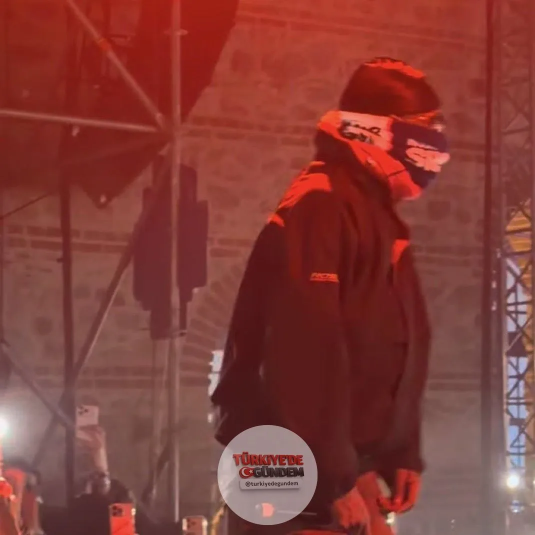 Travis Scott'ın Türkiye'deki ilk sahne performansı:
