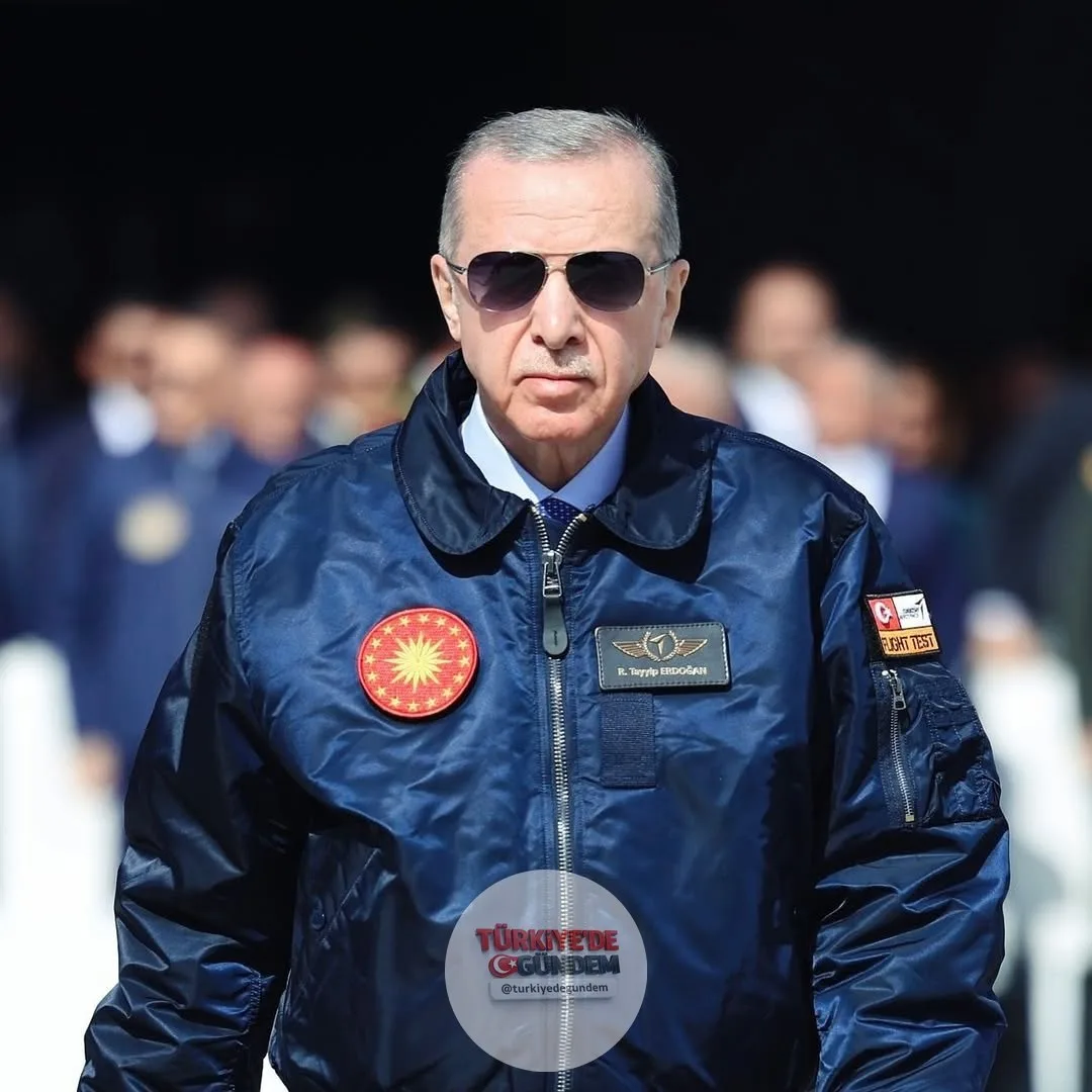 Cumhurbaşkanı Erdoğan: "Bizans artıkları bunu hala kabullenmekte zorlanıyor. İstanbul Türk'tür, Müslüman'dır ve kıyamete kadar da Türk ve Müslüman kalacaktır."