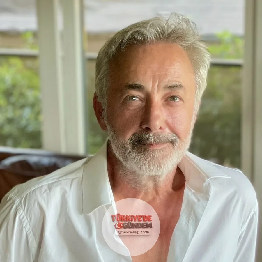 Mehmet Aslantuğ, Ozan Güven hakkında bir paylaşımda bulundu: "Yıllardır yüzüne karşı yaptığım uyarıyı/eleştiriyi, bir ağabeyin olarak son kez herkesin önünde hatırlatıyorum! Bana/bize yaptığın savunmayı; yaşananların önünü, arkasını ve detaylarını pa