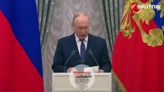 Rusya Devlet Başkanı Vladimir Putin: "Kendi ülkelerinde geleneksel değerlere bağlı kaldıkları için baskı gören herkese Rusya'da destek sağlanacaktır. Rusya'ya taşınmak, burada çalışmak ve çocuklarını bu ülkede büyütmek isteyen ailelerin yanında olaca