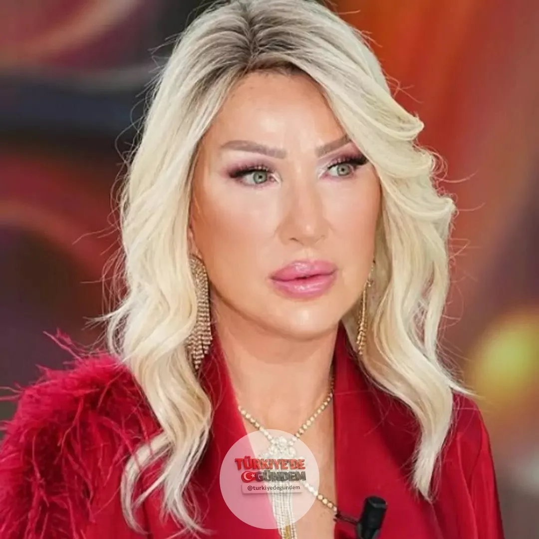 Seda Sayan: "Uyuyan erkekten nefret ediyorum. Erkek dediğin sabah kalkar gider. Emekli de olsa gidecek, ben onu uğurlayacağım, çıkacak evden ve gelecek. Köşe yastığı gibi oturduğu yerde kaykılıp uyumayacak." (Kafa TV)