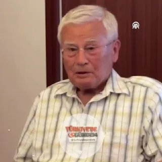 Fethiye'de yaşayan 91 yaşındaki inşaat mühendisi Dinçer Akyalı, annesine verdiği sözü yerine getirerek yaklaşık 500 milyon TL değerindeki bina ve arsasını Fethiye İlçe Milli Eğitim Müdürlüğüne bağışladı