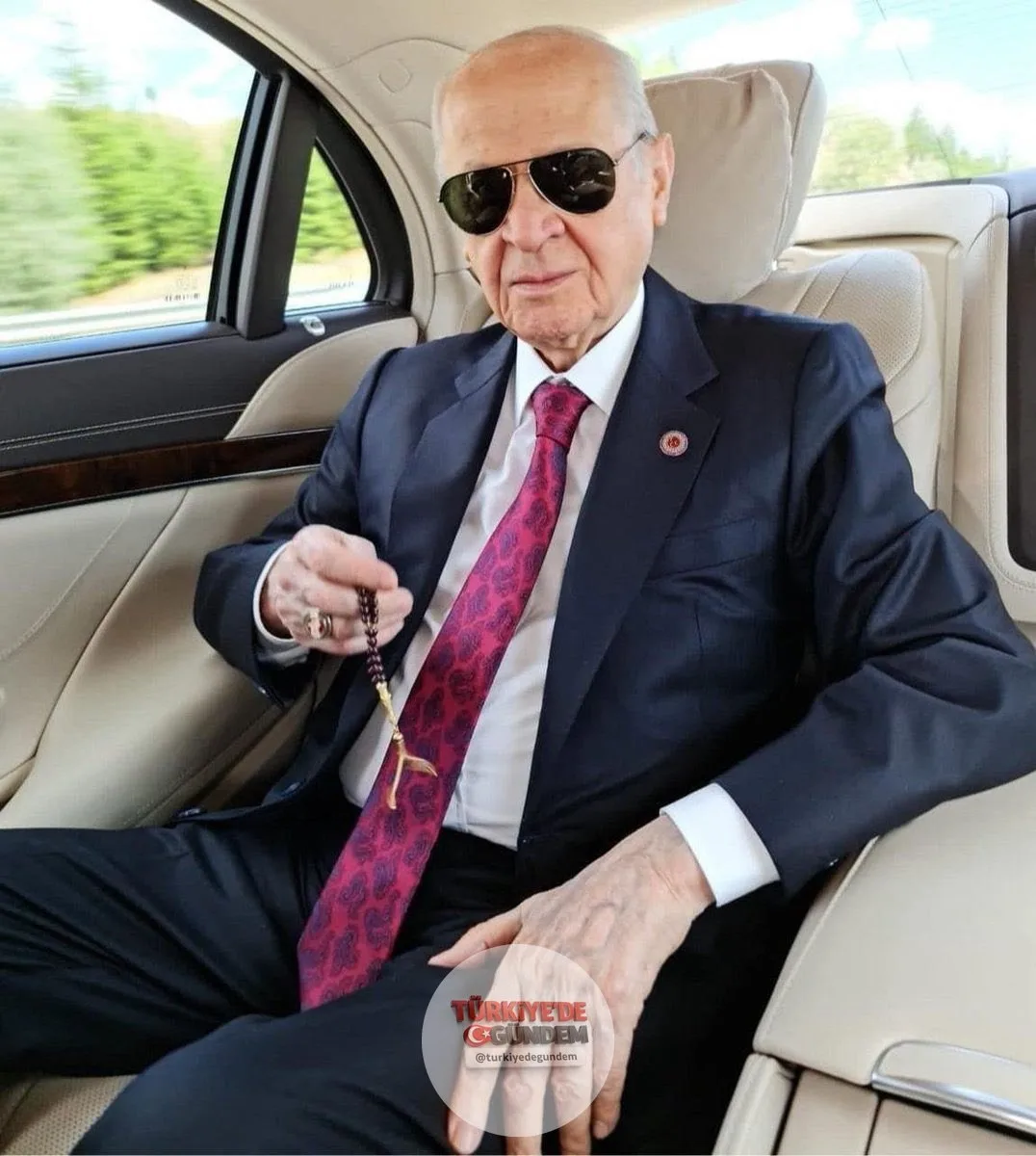 Devlet Bahçeli: "İslam dünyası ayağa kalkmalı ve İsrail'e haddini bildirmelidir."