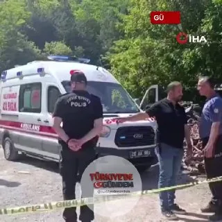 Gümüşhane'de, tartıştığı eşi Halis Pekin (27) tarafından başına odunla vurularak öldürülen 26 yaşındaki Arzu Pekin'in gelinlikli fotoğrafı ortaya çıktı. Genç kadının yaklaşık 1,5 yıl önce dünyaevine girdiği öğrenildi.