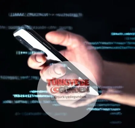 SON DAKİKA: Rusya Federal Güvenlik Servisi (FSB), üst düzey Rus yetkililerin telefon ve elektronik cihazlarını hedef alarak askeri istihbarat toplamayı amaçlayan geniş çaplı bir yabancı casus yazılım operasyonunu deşifre etti.