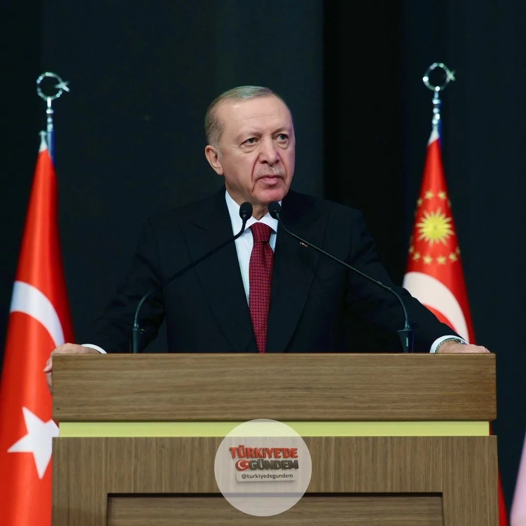 Cumhurbaşkanı Erdoğan, Ermenistan Başbakanı Nikol Paşinyan ile bir telefon görüşmesi gerçekleştirdi.