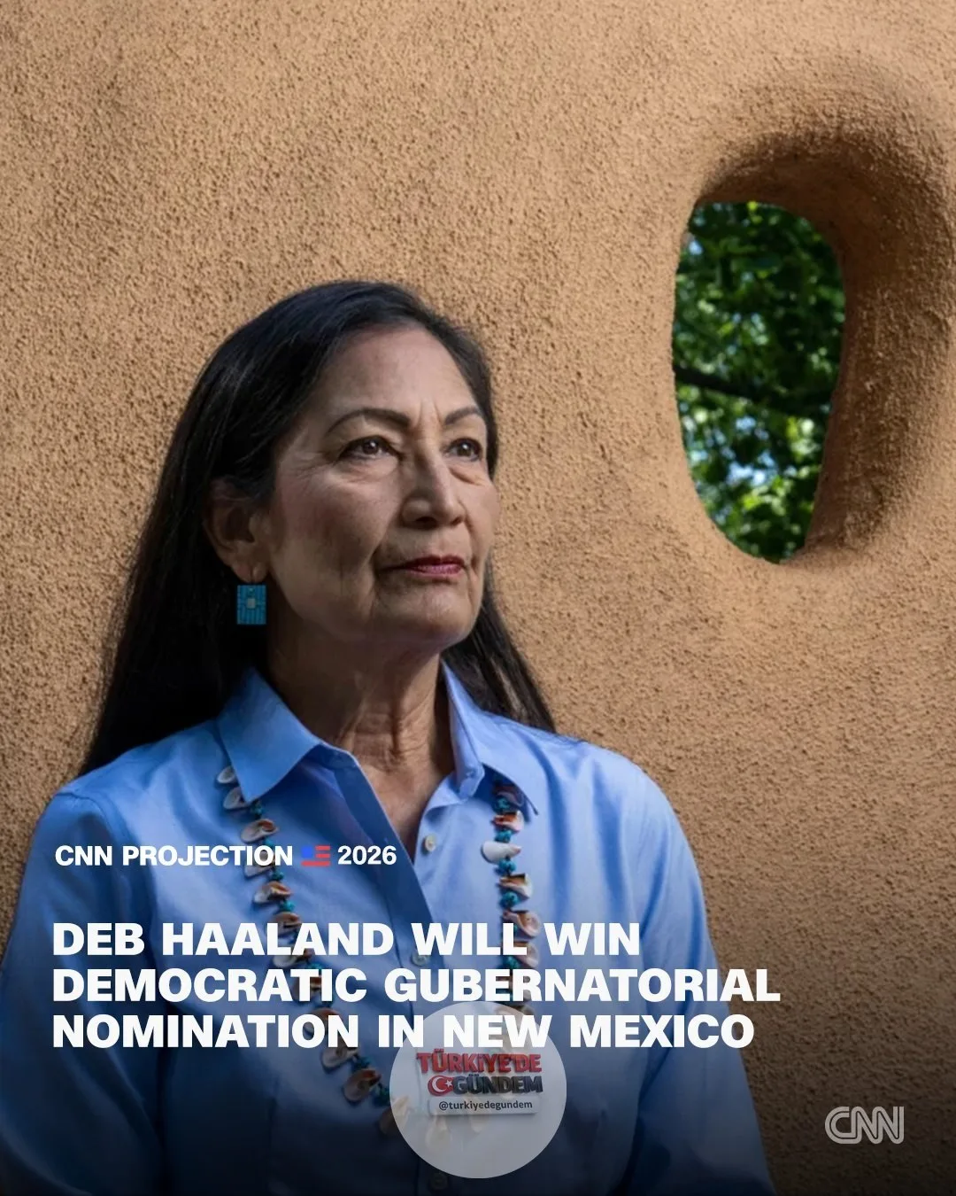 CNN'in projeksiyonlarına göre, eski ABD İçişleri Bakanı ve kongre üyesi Deb Haaland, New Mexico valiliği için Demokrat Parti adaylığını kazanacak. Haaland, Kasım ayındaki seçimleri kazanması halinde herhangi bir eyalette vali olarak görev yapan ilk K