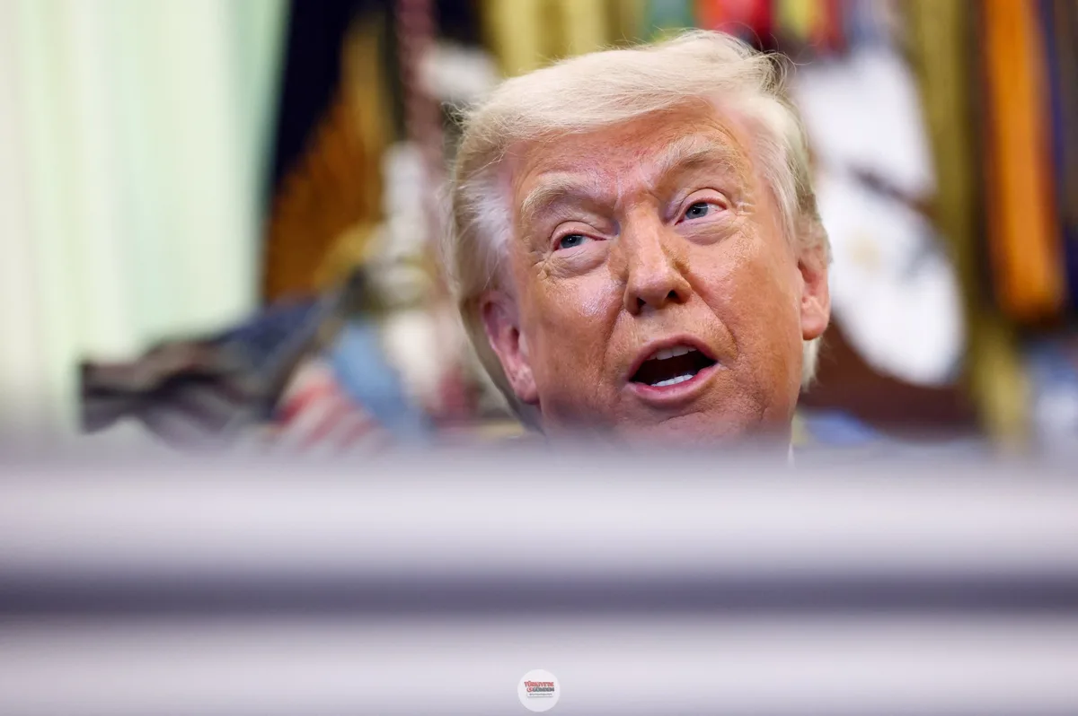 Donald Trump, kamu görevinde bulunduğu süre boyunca hiç olmadığı kadar siyasi yara almış durumda ve bunun nedeni İran savaşı. ABD Temsilciler Meclisi'nin İran ile savaşı sona erdirmek için oylama yaptığı sırada Reuters Dünya Haberleri podcast'inde ko