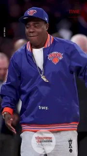 "Herkes inanılmaz bir destek oldu… Onlara karşı sadece sevgi duyuyorum." New York Knicks'i 2026 NBA Finalleri'ne taşıyan isimlerden biri olan Karl-Anthony Towns, saha içinde ve dışında Dominik kökenlerini gururla temsil etmesi nedeniyle geçtiğimiz so