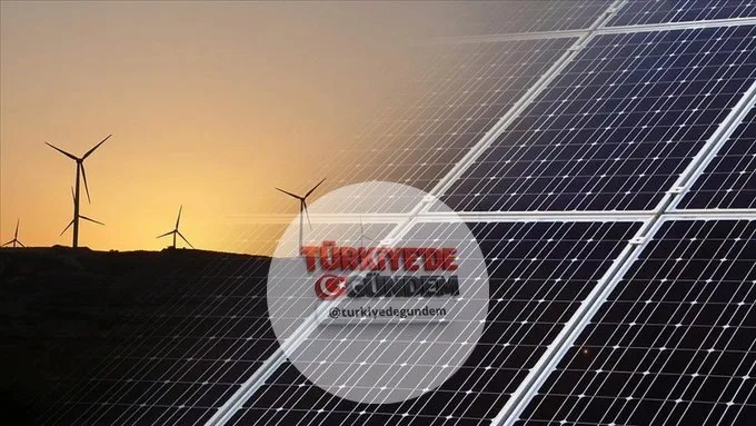 Enerji ve Tabii Kaynaklar Bakanlığı, çevre odaklı 4,41 milyar liralık yatırımla 7 yılda toplam 7,62 milyar liralık tasarruf sağladı. Yenilenebilir enerji üretimiyle 91 milyon ton karbondioksit emisyonu engellenirken, son 7 yılda 4,9 milyon fidan topr