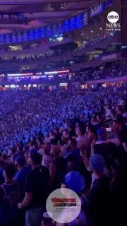 Manhattan'daki Madison Square Garden, Cuma gecesi New York Knicks ile San Antonio Spurs arasındaki NBA Finalleri 2. maçına ev sahipliği yaparken, taraftarlar heyecan dolu bir izleme etkinliğinde bir araya geldi.