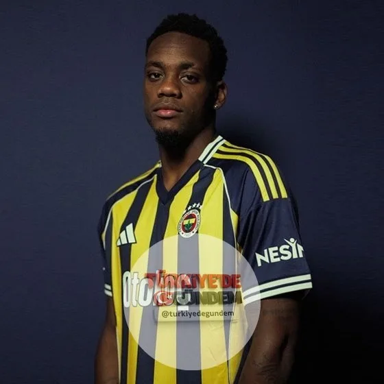 Jhon Duran, Okan Buruk'a Galatasaray'da oynamak istediğini iletti. (Takvim) Okan Buruk, Duran için yönetime olumlu rapor verdi