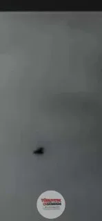 51. Bölge yakınlarından alınan termal görüntüler, F-47 tasarım özelliklerini taşıyan tanımlanamayan bir hava aracını ortaya koydu.