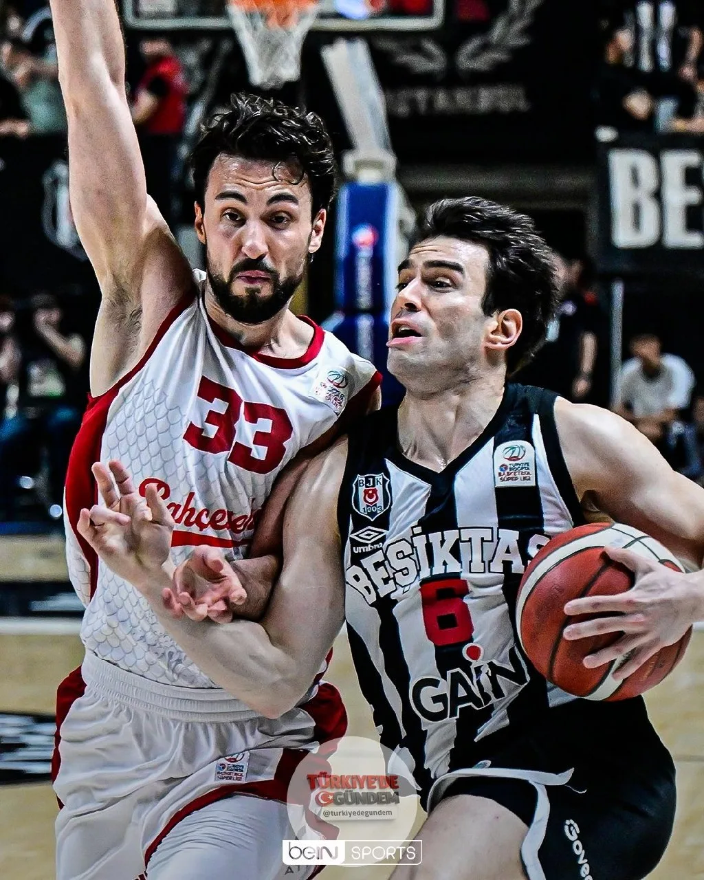 The excitement of the semifinals continues in the Türkiye Insurance Basketball Super League! Bahçeşehir Koleji x Beşiktaş GAİN Series status: Beşiktaş GAİN 1-1 Bahçeşehir Koleji Tonight | 20.00 | 5