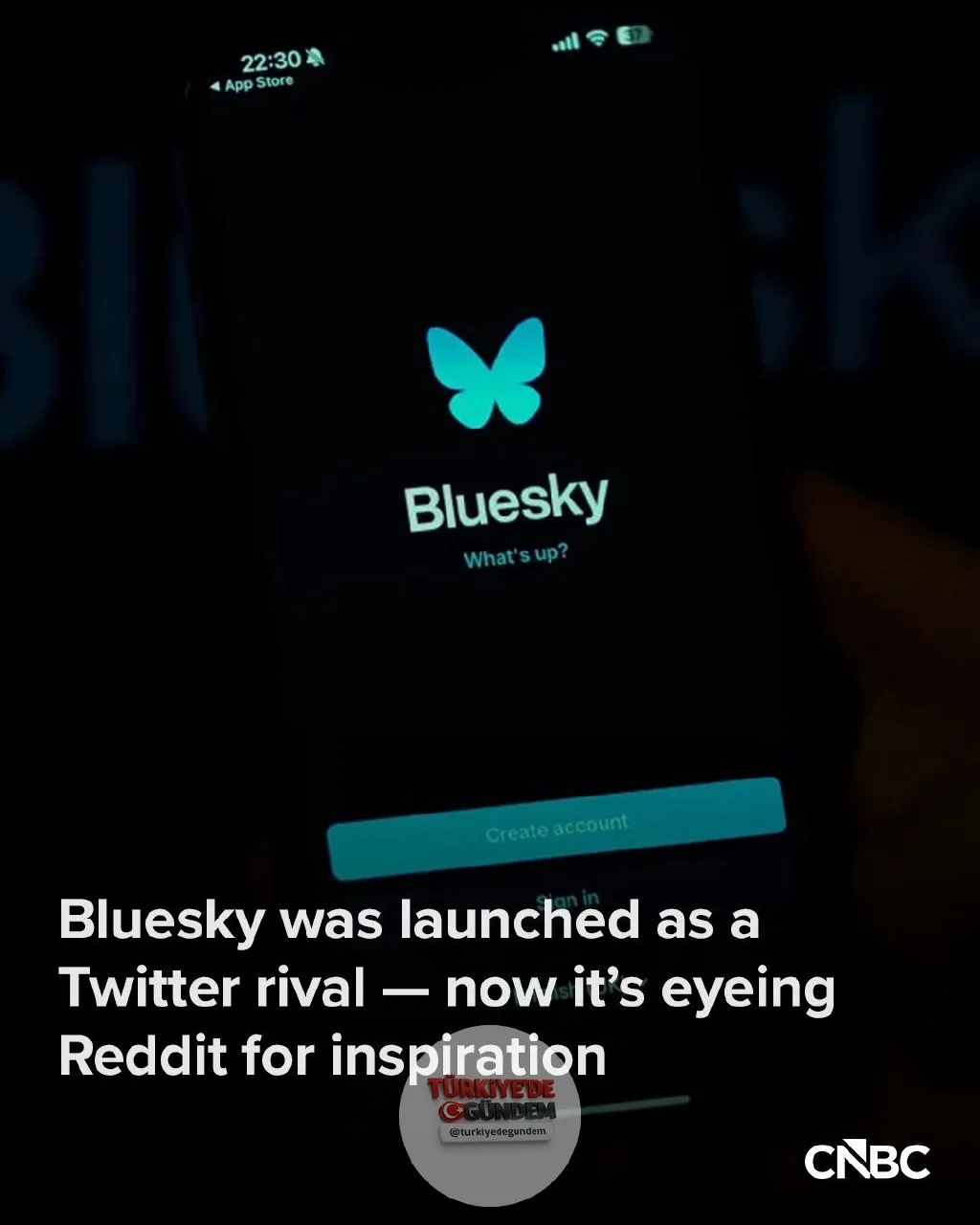 Bluesky Operasyon Direktörü, CNBC'ye yaptığı açıklamada platformun Threads veya X'e benzemeyi hedeflemediğini belirtti. Sosyal ağ, geleceğini bir "kamusal meydan" yerine bireysel ve topluluk odaklı alanlarda görüyor. Devamını oku: