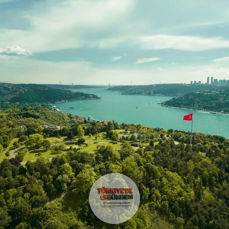 İstanbul'da ormanlık alanlara girişler yasaklandı İstanbul Valiliği, artan orman yangını riskine karşı yeni tedbirler açıkladı Buna göre, kent genelindeki ormanlık alanlara girişler 8 Haziran-15 Ekim 2026 tarihleri arasında yasaklandı Belirlenen mesi