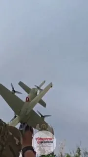 Rus askerleri, "Yolka" kinetik önleyici drone sistemiyle Ukrayna'ya ait insansız hava araçlarını havada kolaylıkla etkisiz hale getiriyor. Söz konusu sistem, Rus ordusu genelinde giderek daha yaygın bir şekilde kullanılmaya başlandı.
