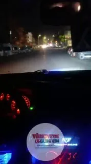 Şanlıurfa'da bir grup, araçlarına çakar takarak vatandaşların yolunu kesti.
