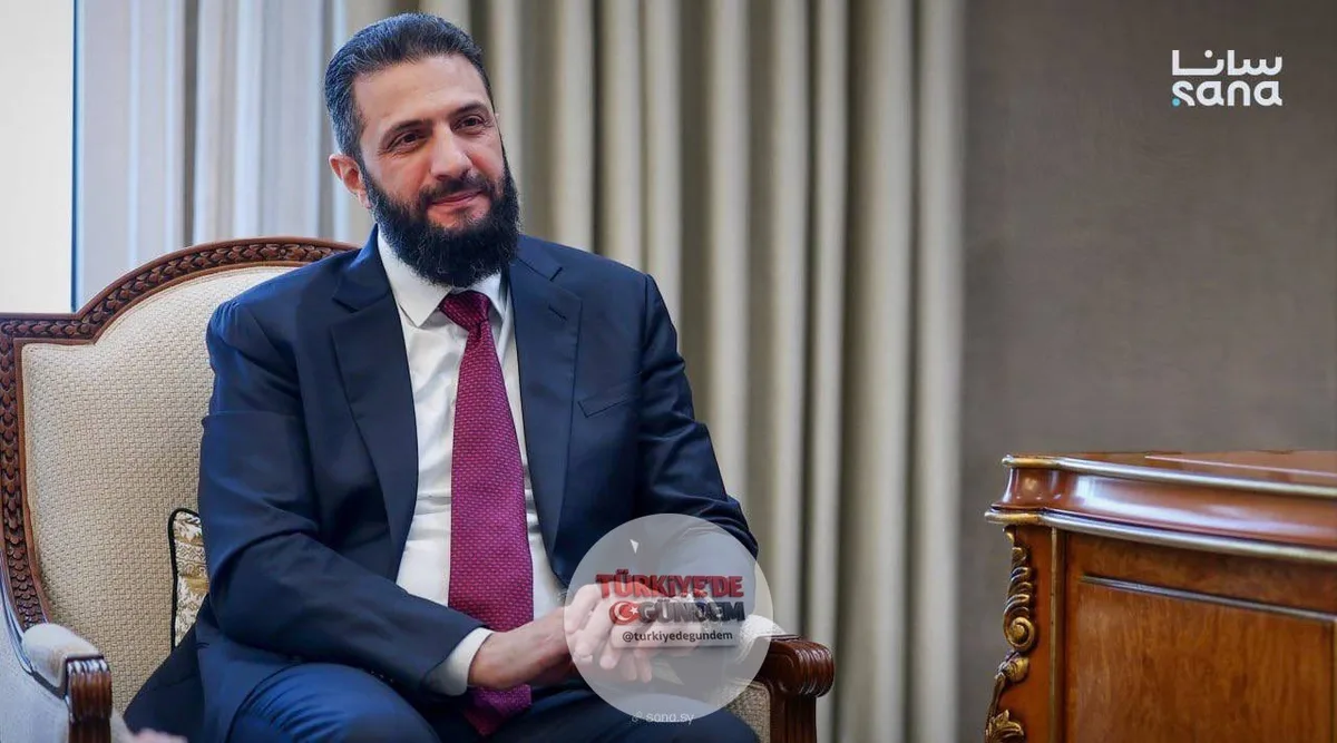 Cumhurbaşkanı Ahmed Şeraa, Lübnan eski Başbakanı Necib Mikati'yi Suriye'deki Halk Sarayı'nda ağırladı