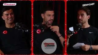 Abdülkerim Bardakcı: “Rahmetli dedemle olan fotoğrafıma bir yorumlar geldi, inanmazsınız. Adam orda evin önünde iş yapıyordu, gözüme çok tatlı geldi, anı kalsın diye fotoğraf çektirdim.” “Kaç para kazanıyorsun da bu adama bir kıyafet alamadın mı yazm