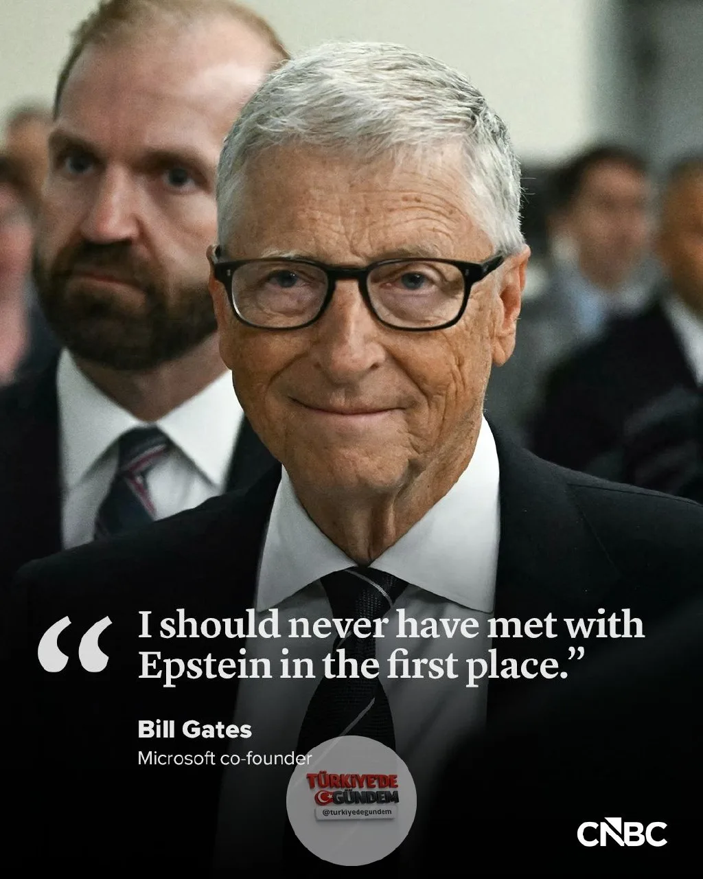 Microsoft'un kurucu ortağı Bill Gates, Çarşamba sabahı bir Temsilciler Meclisi komitesi tarafından, cinsel suçlu Jeffrey Epstein ile olan tartışmalı arkadaşlığı hakkında kapalı kapılar ardında sorgulanmaya başlandı. Gates, internette paylaştığı açılı