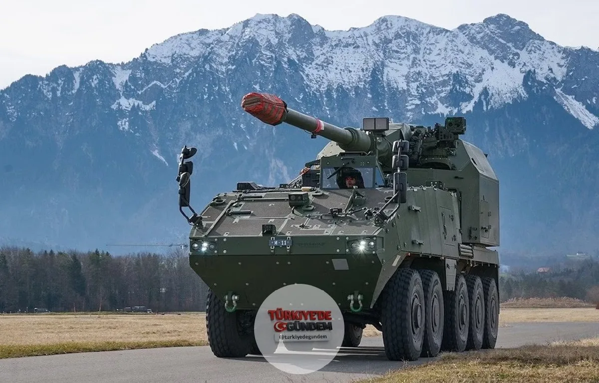 1-) 🎖️ İsviçre ordusunda tarihi dönüşüm! 60 yıllık M109 efsanesi emekliye ayrılıyor: İsviçre, ordusunu modernize etmek amacıyla 32 adet KNDS AGM obüs sistemi tedarik edeceğini duyurdu. Yerli üretim Piranha IV platformuna entegre edilecek sistemlerin