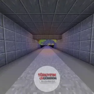 Bir oyuncu, Kanye West'in Olimpiyat Stadyumu'ndaki konser sahnesini Minecraft'ta inşa etti.