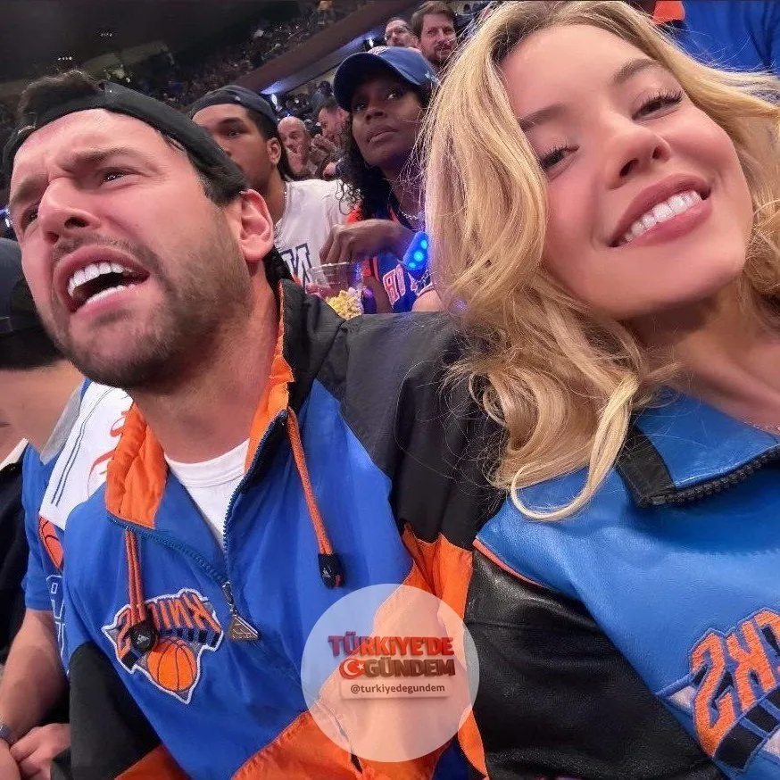 Sydney Sweeney, erkek arkadaşı Scooter Braun ile maçta çekildiği yeni fotoğrafları sosyal medya hesabından paylaştı.