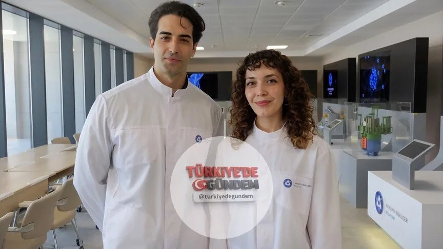 Bir dönem nükleer enerji konusunda dışarıdan izleyici konumunda olan Türkiye, artık kendi mühendisleriyle nükleer santral işletmeye hazırlanıyor. Rusya'daki üniversitelerde eğitimlerini tamamlayan 300'den fazla Türk mühendis, Akkuyu Nükleer Güç Santr