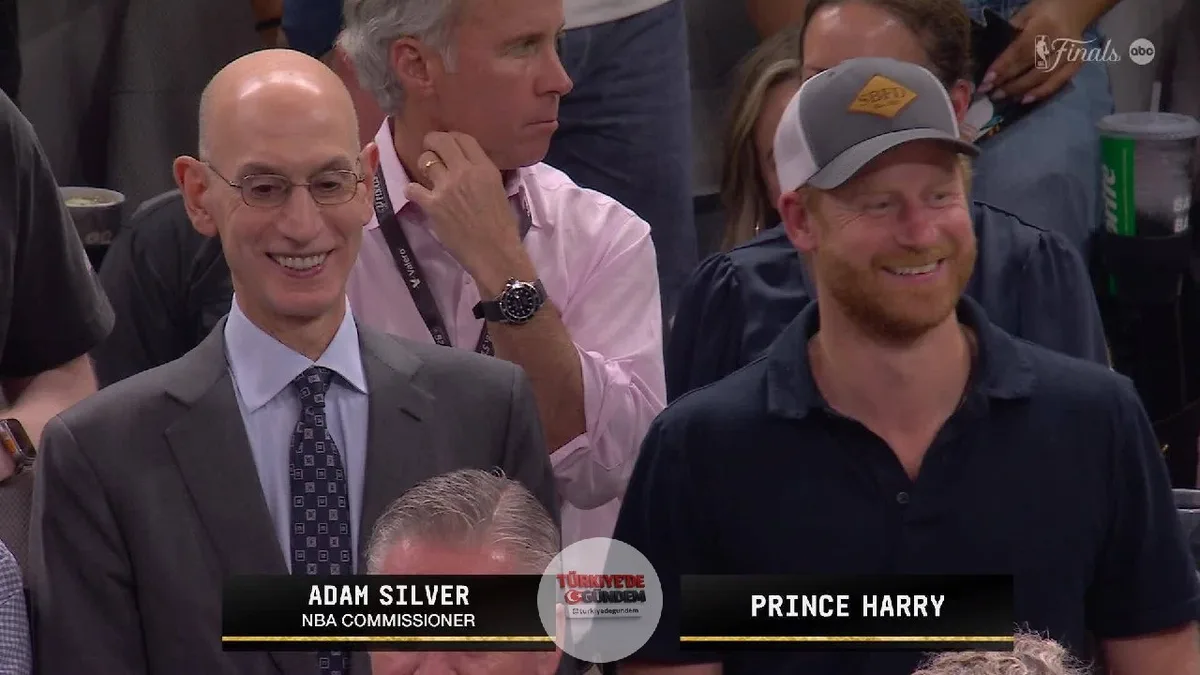 Adam Silver, 5. maç için Prens Harry ile bir araya geldi.