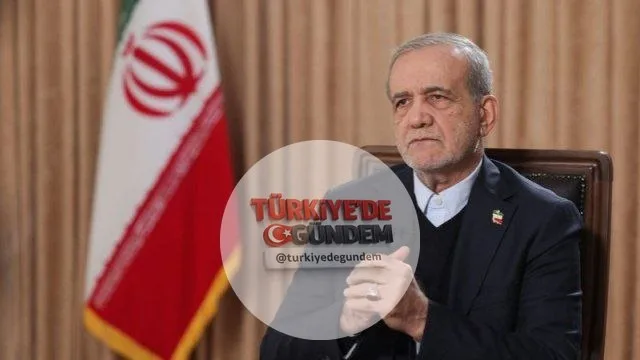 İran Cumhurbaşkanı Pezeşkiyan: Hiçbir güce boyun eğmeyecek veya teslim olmayacağız. Ancak halkımıza ve onların meşru taleplerine karşı kendimizi sorumlu görüyoruz. "Halk" derken belirli bir kesimi veya grubu değil, tüm İran halkını kastediyoruz.