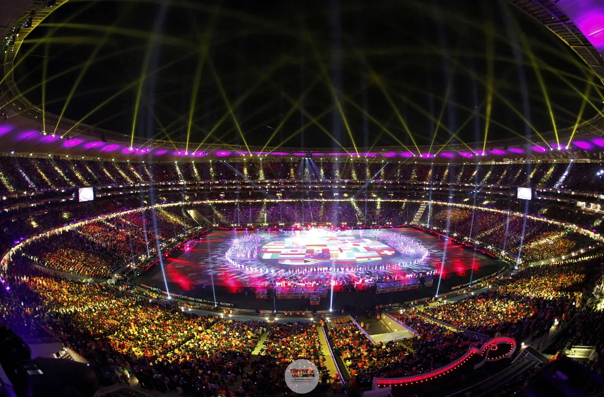 "Stadyum inşa etmek yerine bir hastane yapabilirlerdi." Dünya Kupaları ve Olimpiyatlar ev sahibi şehirler için neden nadiren kârlı oluyor? Reuters Econ World podcast'inin bu haftaki bölümünü dinleyin.