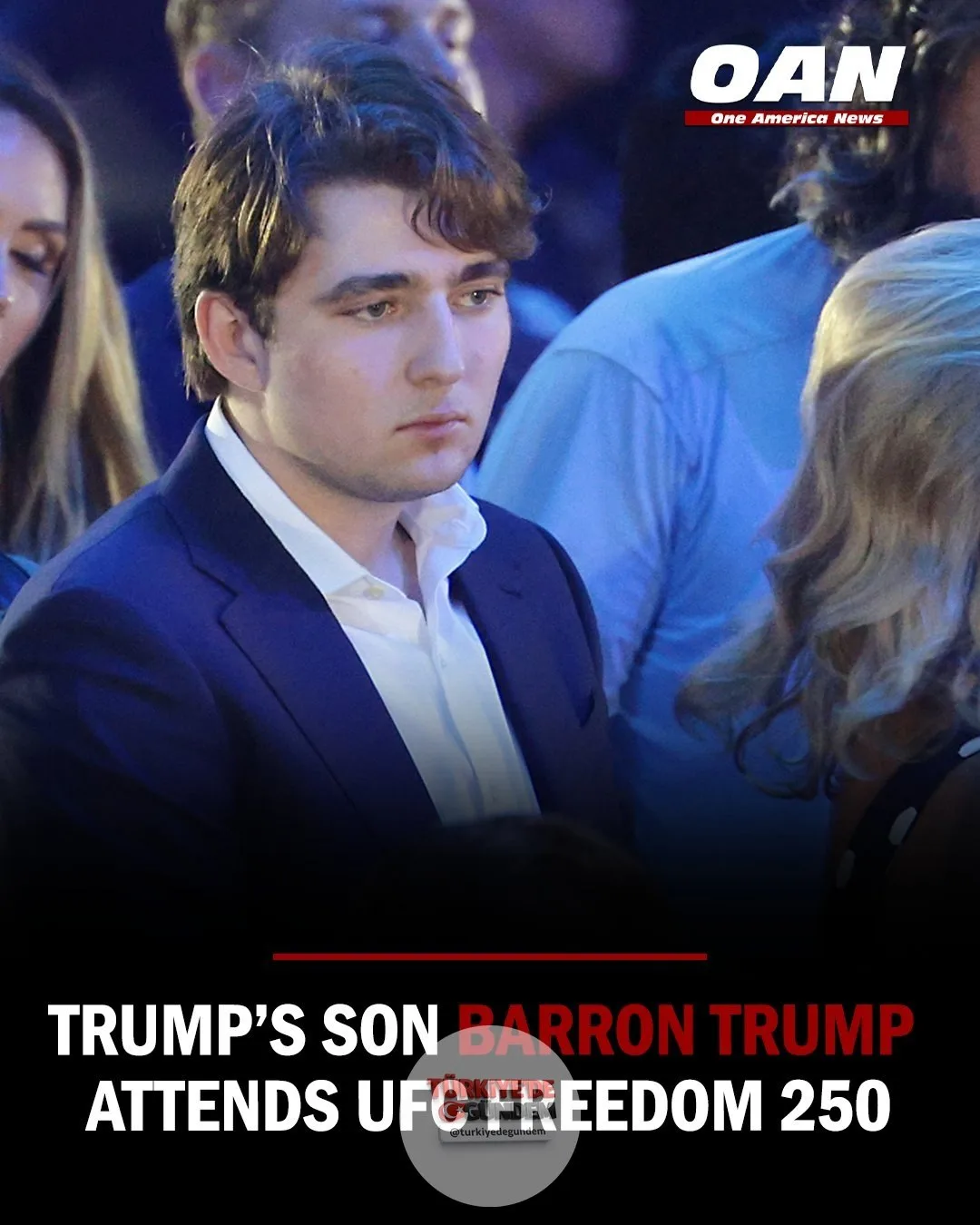 Barron Trump, Başkan Trump ile birlikte UFC etkinliğine katılarak nadir görülen bir halka açık görüntü verdi. Daha fazla gelişme için bugün Spectrum ve YouTube TV üzerinden OAN'i izleyin.