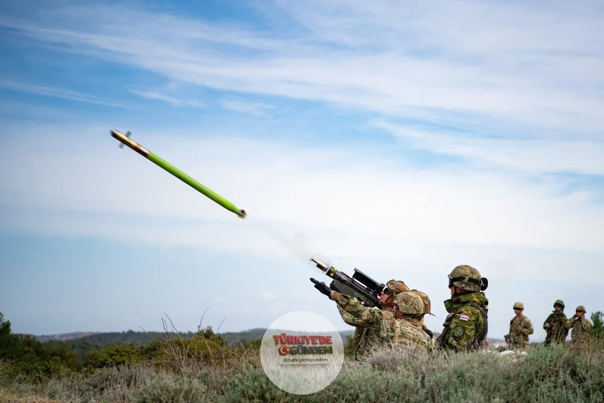 1-) 🌍 ABD, Brezilya'ya 330 milyon dolarlık Stinger füzesi satışını onayladı: ABD Dışişleri Bakanlığı, Brezilya'ya FIM-92K Stinger Block I füzeleri ve ilgili askeri teçhizatın satışını içeren 330 milyon dolar değerindeki olası Yabancı Askeri Satış (FM