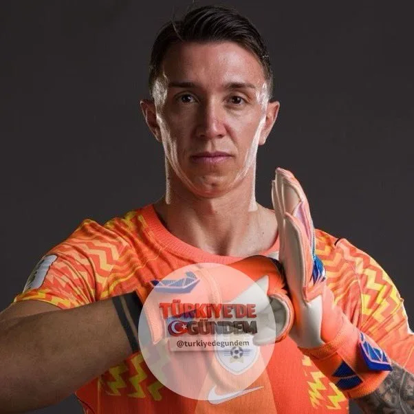 Uruguay'ın Fernando Muslera için yaptığı "efsane logo" başvurusu reddedildi. Kararın gerekçesi olarak, Muslera'nın turnuvaya 5. kez katılmasına rağmen 2022 Dünya Kupası'nda hiç süre almamış olması gösterildi.