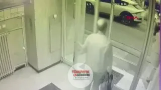 Hayatını kaybeden oyuncu Ece İrtem’in annesi Nuriye İrtem’in ifadesi ortaya çıktı. İrtem ifadesinde, "Evimizin bulunduğu caddedeki bir mekana doğum günü kutlaması için saat 17.51’de gittik. Birlikte pasta kestik, eğlendik. Saat 20.36’da eve döndük. K