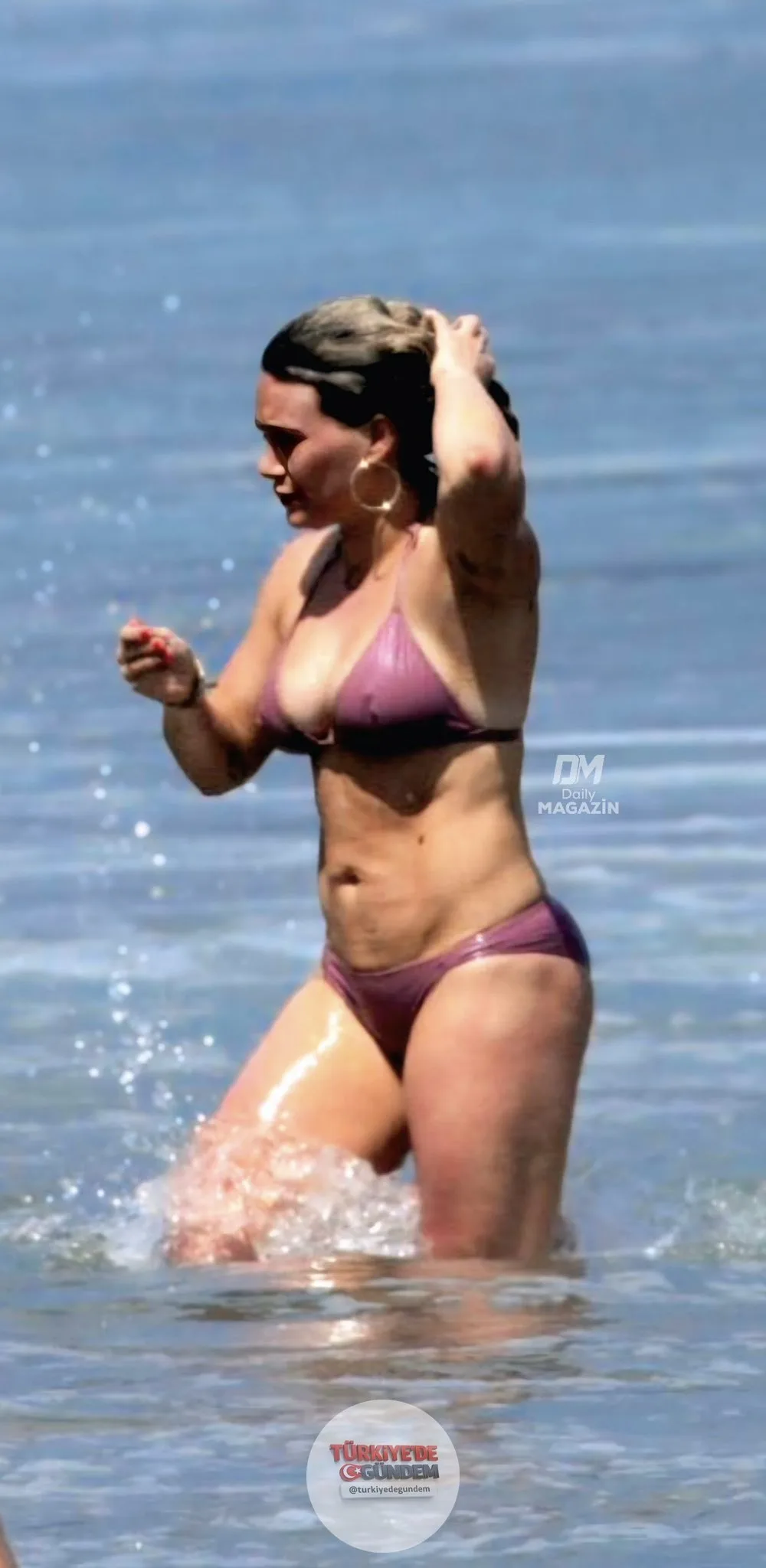 Üç çocuk annesi 38 yaşındaki Hilary Duff, koruduğu fit fiziğiyle gündeme oturdu.
