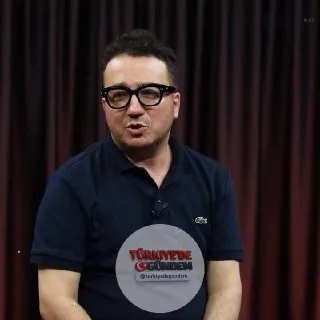 Oytun Erbaş: Boşanmalar bu yüzden arttı: İnsanların beklentileri çok yükseldi. Eşlerinden çok fazla şey bekliyorlar. Güzellik bekliyorlar, cinsellik bekliyorlar, dil bilmelerini istiyorlar, para bekliyorlar; sürekli bir beklenti içindeler. Sonuçta ka