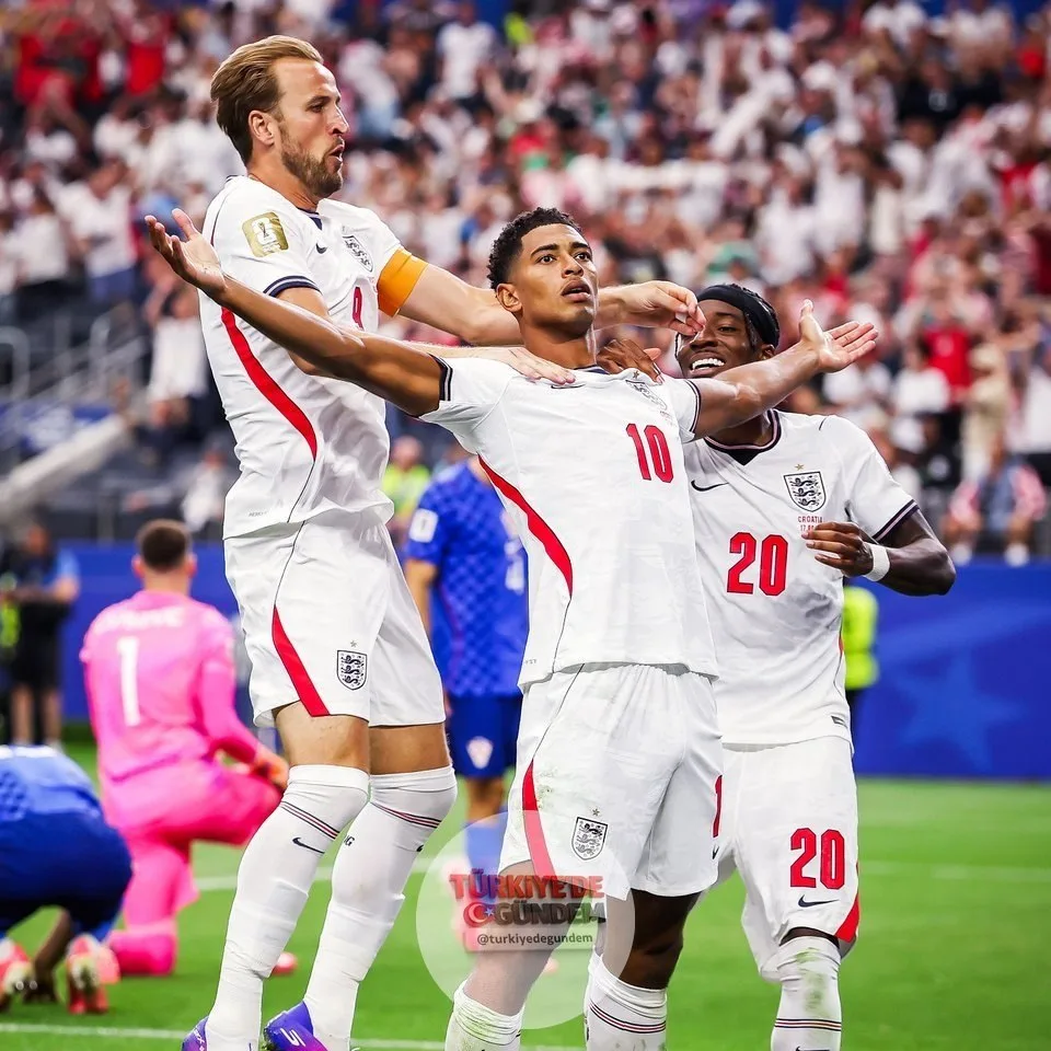Jude Bellingham'ın İngiltere formasıyla attığı 7 golün 4'ü büyük turnuvalarda geldi. Bu oran (%57), İngiltere formasıyla 5 ve üzeri gol atan oyuncular arasındaki en yüksek oran. (Opta)