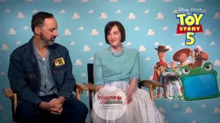 Disney'in 'Oyuncak Hikayesi 5' filminde kovboy kız Jessie'yi seslendiren oyuncu Joan Cusack için, filmin kız çocuklarının deneyimlerine odaklanan farklı bir hikaye anlatması büyük önem taşıyordu.
