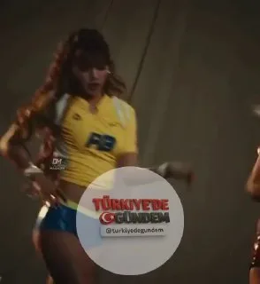 Lisa'nın Anitta ve Rema ile birlikte seslendirdiği "GOALS" adlı şarkı, bazı hayranlar tarafından "en iyi Dünya Kupası şarkısı" olarak nitelendiriliyor.