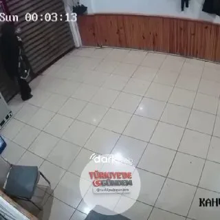 Muğla'da boşanma aşamasındaki eşi tarafından tüfekle vurulan kadın bir bacağını kaybetti. Doktorlar, kadının diğer bacağını kurtarmak için mücadele veriyor.