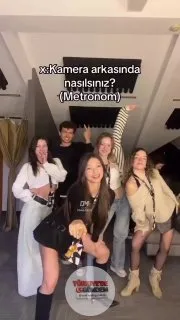 Mantra ekibi, Metronom Akademi’de “kamera arkasında nasılsınız?” sorusuna verdikleri eğlenceli anları sosyal medyada paylaştı