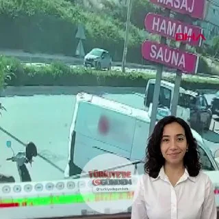 Mersin’de yolun karşısına geçmeye çalışan 27 yaşındaki sağlık çalışanı Esra Özdemir, otomobil çarpması sonucu metrelerce savrularak hayatını kaybetti. Özdemir'in kısa süre önce nişanlısı ile nikah kıydığı, bir ay sonra da düğün yapmaya hazırlandığı ö