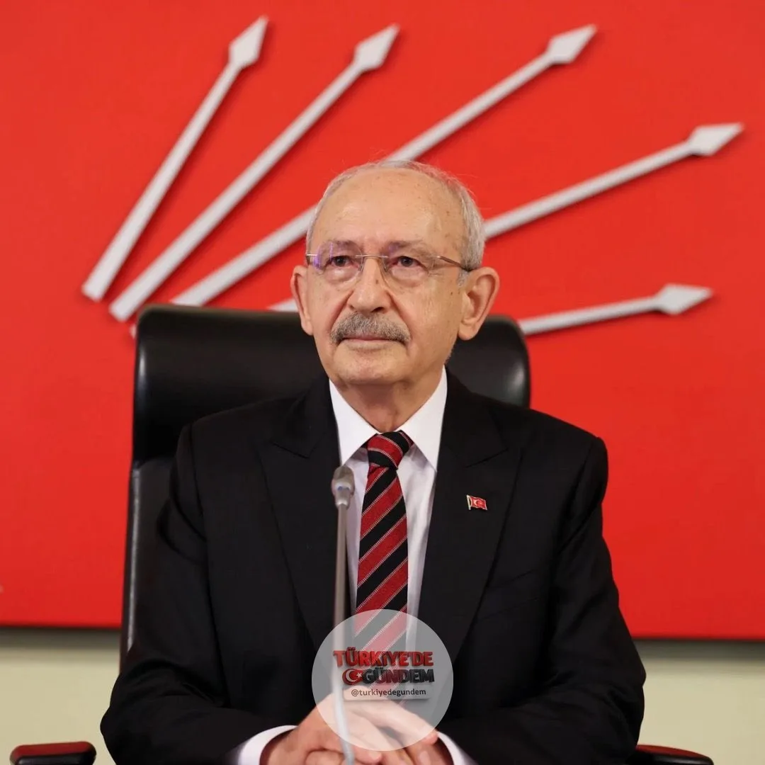 Soru: Partiyi temizleyeceğinizi söylüyorsunuz. Kemal Kılıçdaroğlu: Evet, temizleyeceğim. Kararlıyım. Kararlıyım. Soru: Bu misyonu üstlendiniz. Partiyi temizleme görevini size kim verdi Sayın Kılıçdaroğlu? Sizden CHP'yi "temizlemenizi" kim istedi? Kem